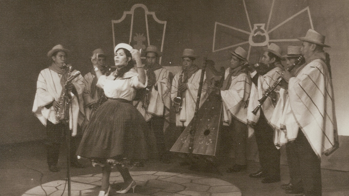 Flor Pucarina: La intensa vida de la cantante wanka en fotos inéditas